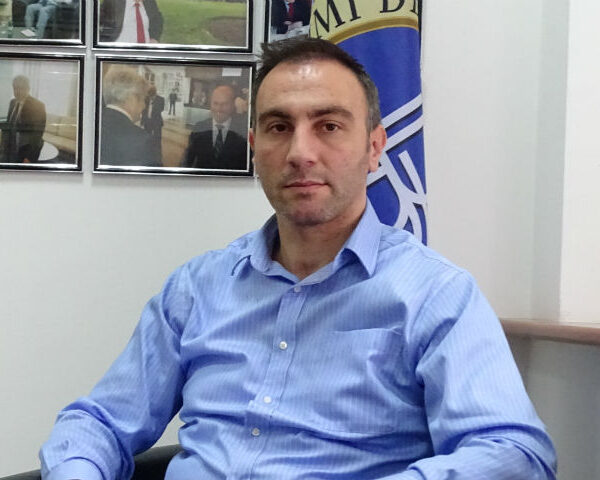 Кога партијата ќе има став, тогаш ќе го изнесеме, вели Артан Груби, портпарол на ДУИ | Фото: Г. Ризаов