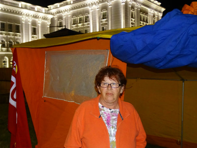 Наместо Скопје 2014, требаше да ги реновира затворите и тие да бидат како ‘Шератон’ хотел оти сега ќе му требаат“, вели активистка на СДСМ од скопска Кисела Вода / Фото: В. Апостолов