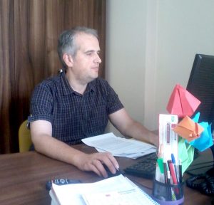 Доктор Борјан Павловски од Здружението за еманципација, солидарност и еднаквост на жените – ЕСЕ: Не се спроведува Стратегијата за активна здравствена заштита на мајки и на деца