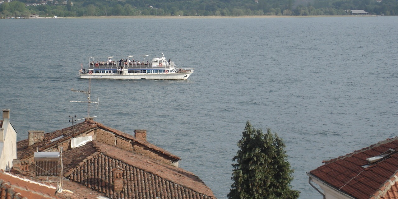 Фотографија од охридско езеро