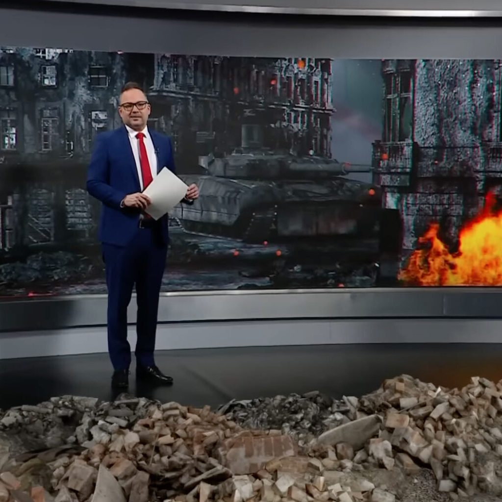 Орбан ја носи војната во унгарските дневни соби