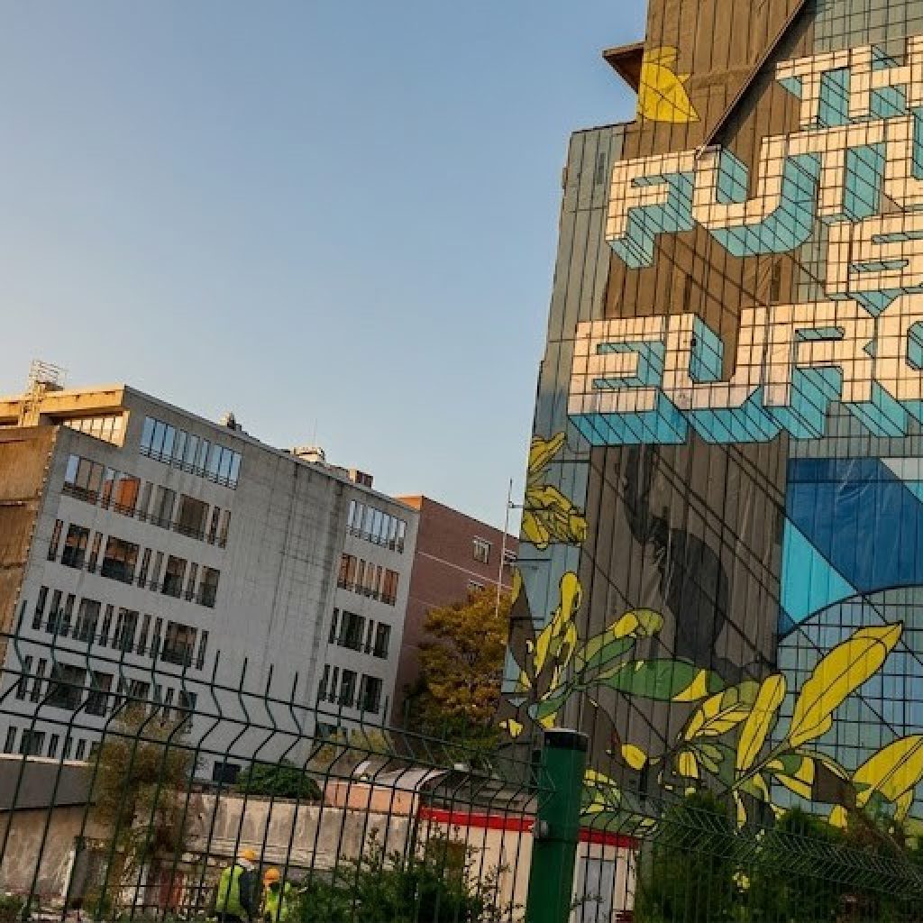 Писмо од Брисел: Прослава со шампањ за заминувањето на Орбан